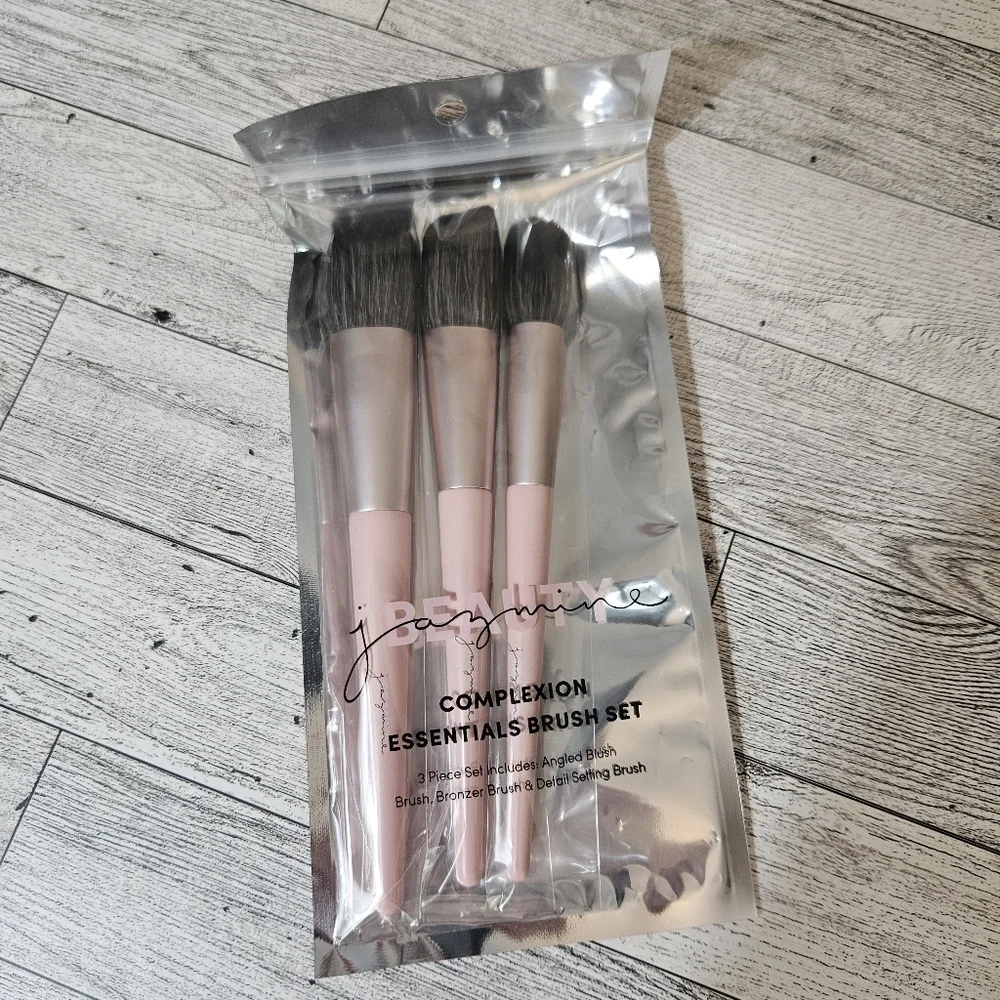 Jazmine Beauty Complexion Essentials Makeup Brush 3 Piece Set New in Package